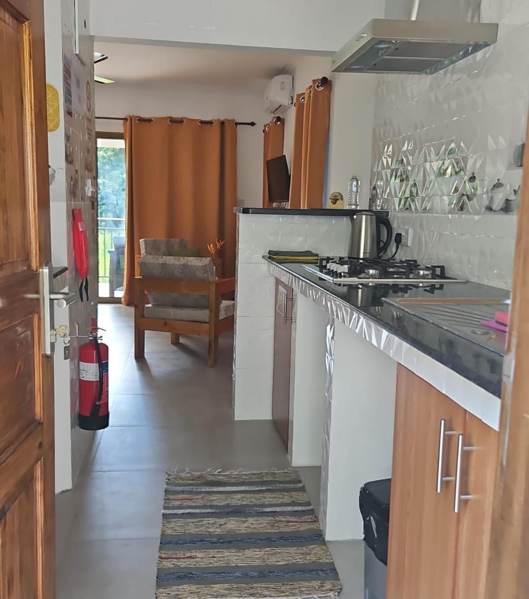 Solea Self Catering Otel Victoria Dış mekan fotoğraf